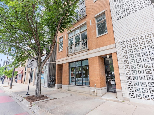 2052 W Chicago Ave Unit 2, Chicago, IL 60622 - view of building exterior