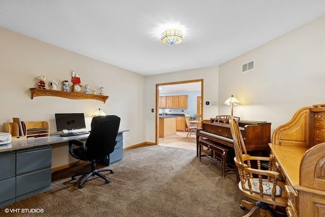 401 Woodside Dr, Wood Dale, IL 60191 - carpeted home office with baseboards