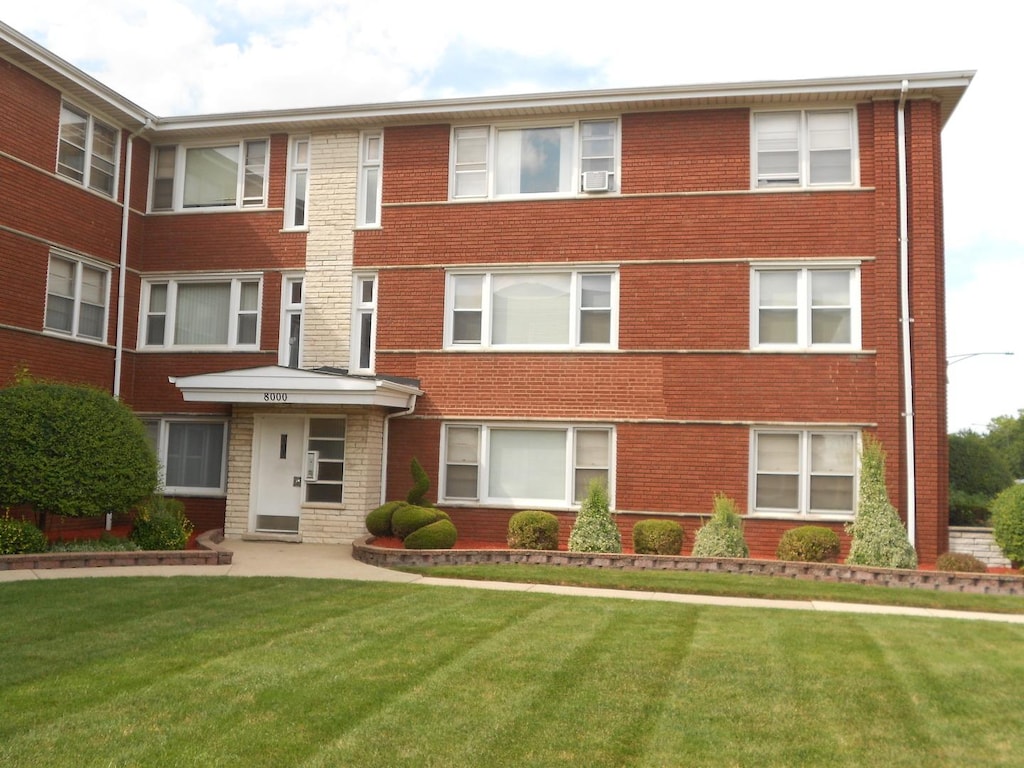 8000 S Pulaski Rd Unit 301, Chicago, IL 60652 - photo 1
