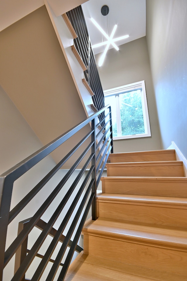 717 S Washington St, Elmhurst, IL 60126 - view of stairway