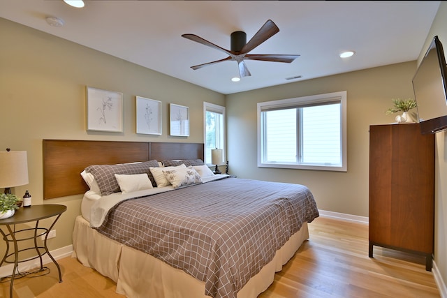 717 S Washington St, Elmhurst, IL 60126 - bedroom with recessed lighting, light wood-style flooring, and ceiling fan