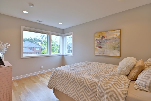 717 S Washington St, Elmhurst, IL 60126 - bedroom with light wood-type flooring and recessed lighting
