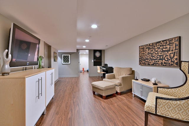 717 S Washington St, Elmhurst, IL 60126 - living room with wood finished floors and recessed lighting