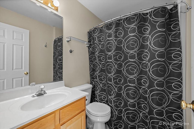 735 Chasewood Dr, South Elgin, IL 60177 - bathroom featuring vanity and a shower with shower curtain