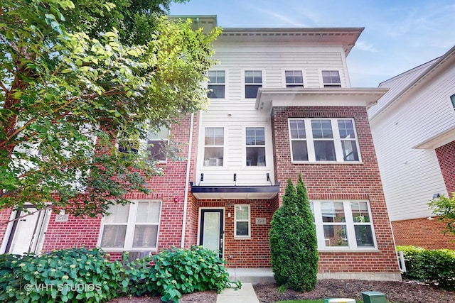 3546 Kemper Dr, Woodridge, IL 60517 - view of front of home featuring brick siding