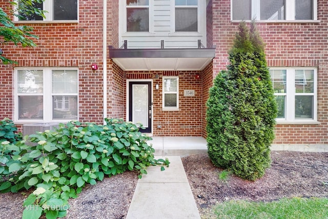 3546 Kemper Dr, Woodridge, IL 60517 - entrance to property featuring brick siding