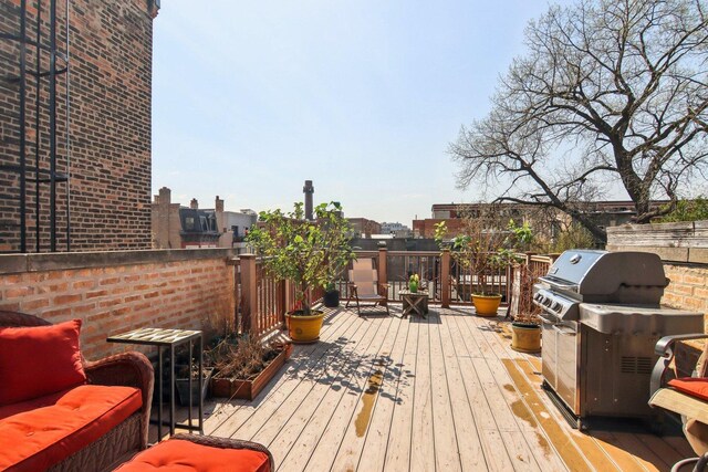 1400 N La Salle St Unit 3N, Chicago, IL 60610 - wooden terrace with area for grilling