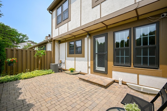 1058 Oakview Dr Unit 1058, Wheaton, IL 60187 - view of patio / terrace