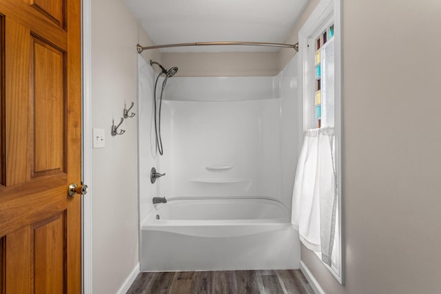 516 E Locust St, Watseka, IL 60970 - full bath with wood finished floors and washtub / shower combination