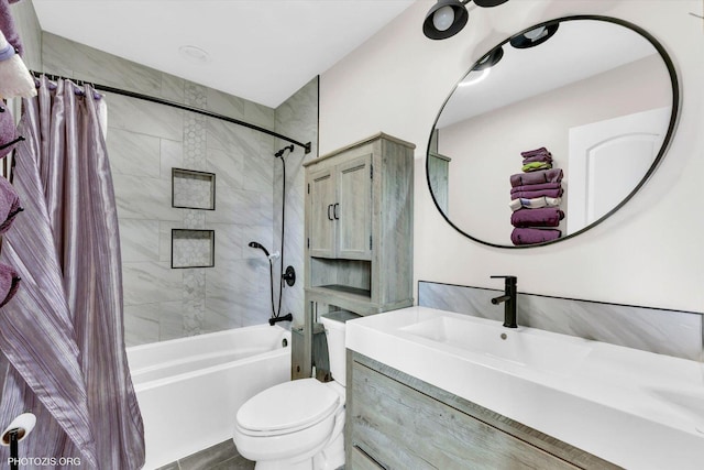 226 S Rathje Rd, Peotone, IL 60468 - bathroom with shower / tub combo and vanity