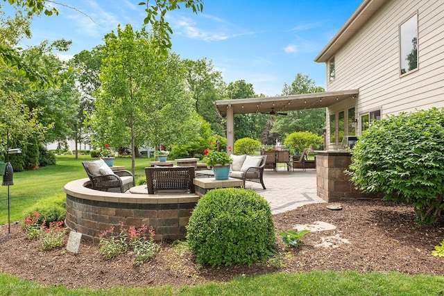 2024 Taller Rd, Morris, IL 60450 - view of patio featuring an outdoor hangout area and ceiling fan