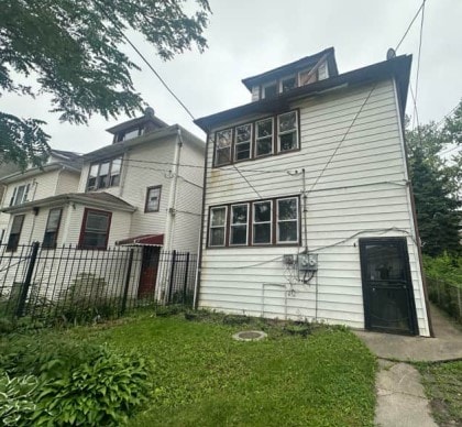 11833 S Indiana Ave, Chicago, IL 60628 - photo 3