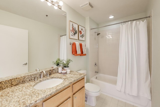 1841 S Calumet Ave Unit 1808, Chicago, IL 60616 - bathroom featuring vanity, shower / bath combination with curtain, tile patterned floors, and recessed lighting