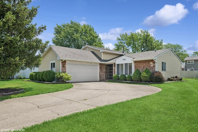 795 Hunter Dr, Roselle, IL 60172 - photo 1