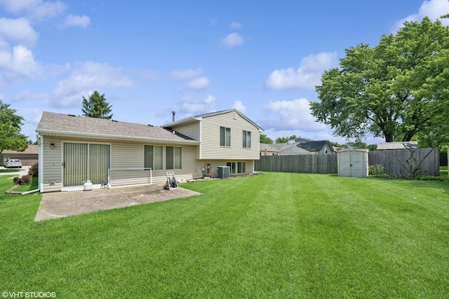795 Hunter Dr, Roselle, IL 60172 - photo 21