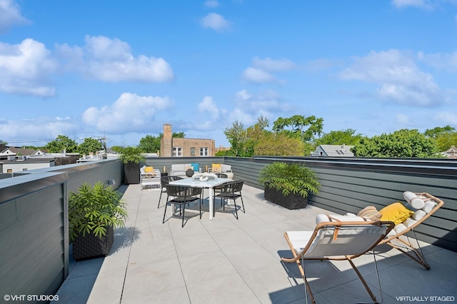 2138 N Sawyer Ave Unit 2, Chicago, IL 60647 - patio / terrace featuring outdoor dining area