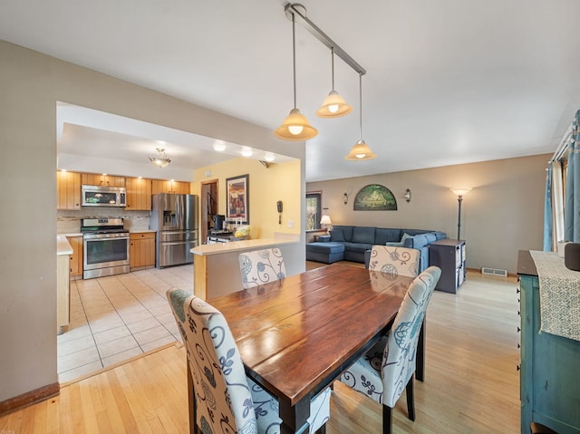 390 N Grace St, Lombard, IL 60148 - photo 3