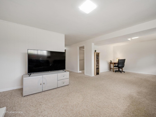 18902 Jonathan Ln, Homewood, IL 60430 - carpeted living room featuring baseboards