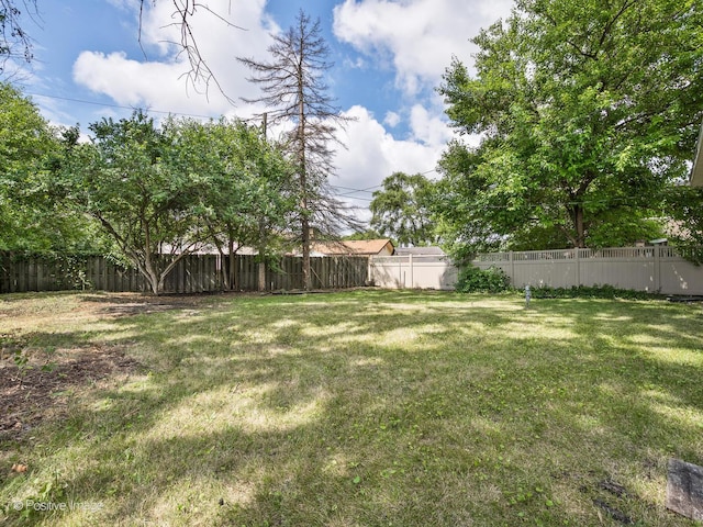 18902 Jonathan Ln, Homewood, IL 60430 - view of fenced backyard