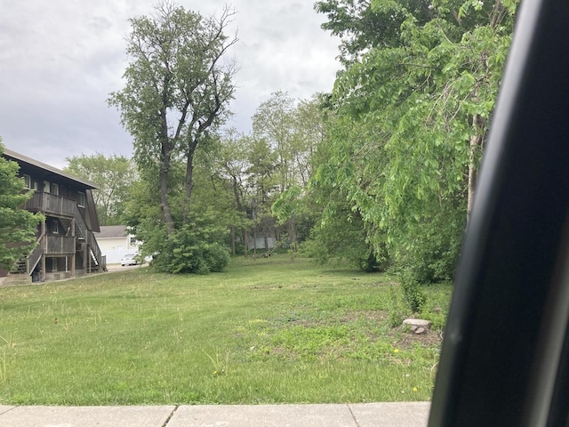 84 Elmhurst St, Crystal Lake, IL 60014