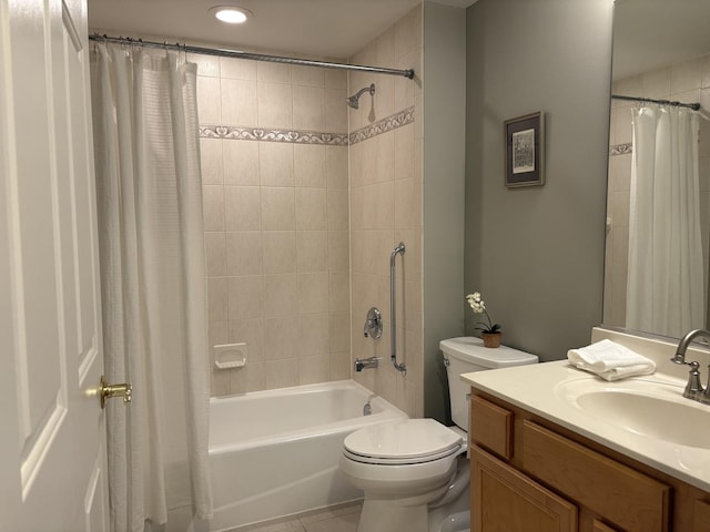 200 N Addison Ave Unit 505, Elmhurst, IL 60126 - bathroom with vanity and shower / tub combo with curtain