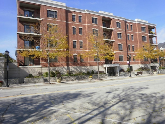 200 N Addison Ave Unit 505, Elmhurst, IL 60126 - view of apartment building / complex