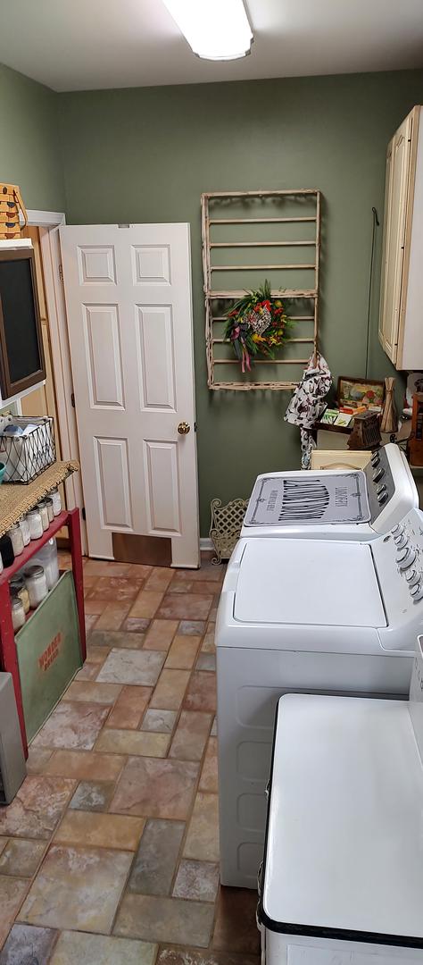 2S720 Nelson Lake Rd, Batavia, IL 60510 - laundry room featuring cabinet space and separate washer and dryer
