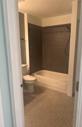 5387 Elizabeth Pl Unit 1302, Rolling Meadows, IL 60008 - full bath with shower / bath combination and tile patterned floors