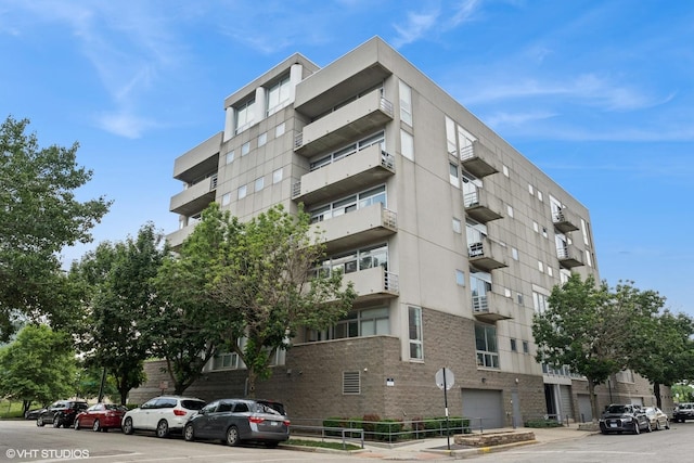 1035 W Huron St Unit 402, Chicago, IL 60642 - view of apartment building / complex