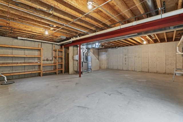925 Magnolia Dr, Bourbonnais, IL 60914 - unfinished below grade area with water heater and heating unit