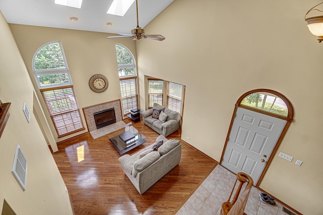 1317 Leonard Dr, Schaumburg, IL 60193 - photo 7