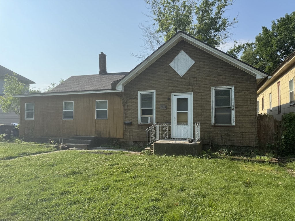1240 3rd St, Lasalle, IL 61301 - photo 1