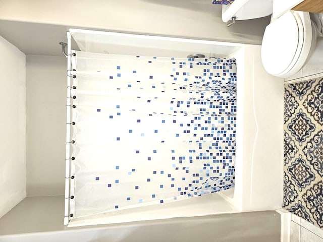20 Lily Ct, Bolingbrook, IL 60440 - bathroom with a shower