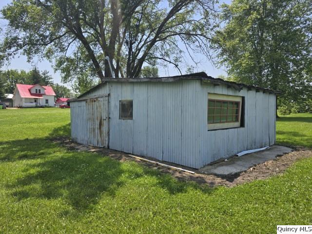 200 S Gillham, West Point, IL 62380 - view of outdoor structure