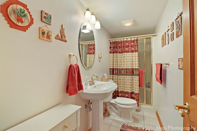 27892 W Bayview Dr, Ingleside, IL 60041 - full bath featuring tile patterned flooring and curtained shower