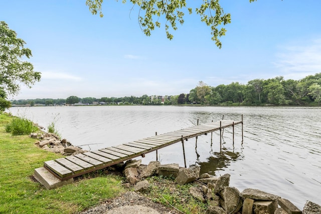 550 N Center St, South Elgin, IL 60177 - dock featuring a water view