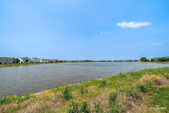 114 Devoe Dr N, Oswego, IL 60543 - water view