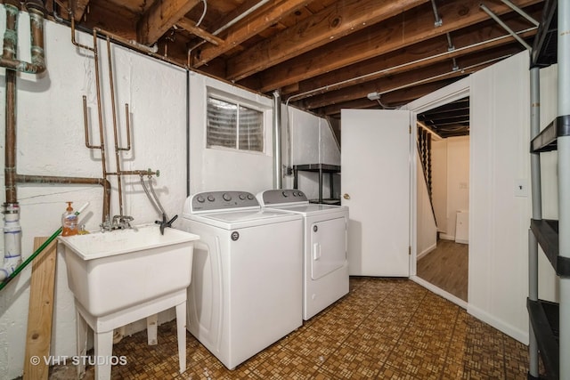 135 Flora Ave, Glenview, IL 60025 - laundry room featuring washing machine and dryer and tile patterned floors