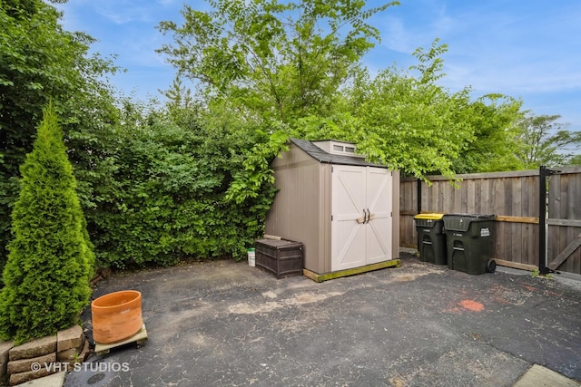 135 Flora Ave, Glenview, IL 60025 - view of shed