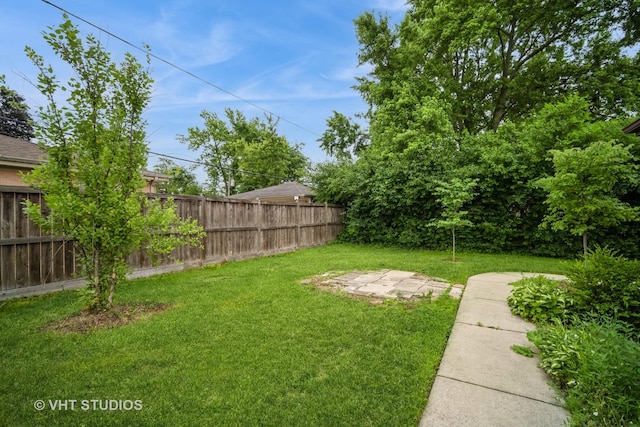 135 Flora Ave, Glenview, IL 60025 - view of yard