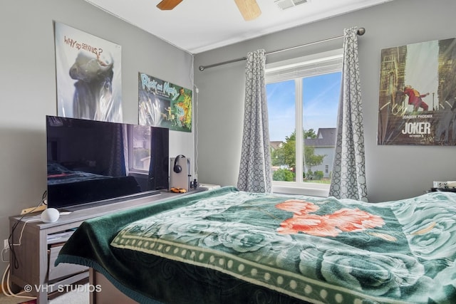 2477 Smithfield Ct, Aurora, IL 60503 - bedroom with a ceiling fan