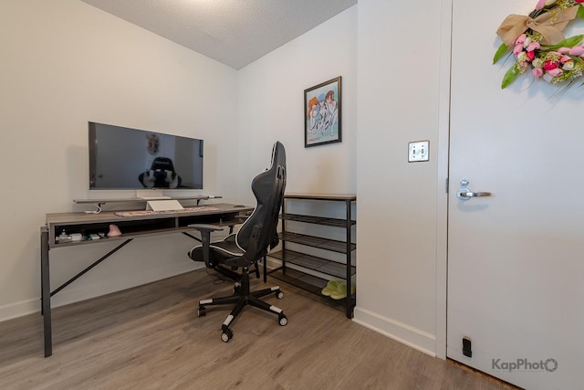 222 N Columbus Dr Unit 912, Chicago, IL 60601 - office space featuring wood finished floors and baseboards