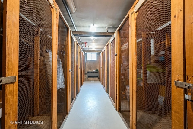 200 Ridge Ave Unit 2C, Evanston, IL 60202 - hallway featuring concrete floors