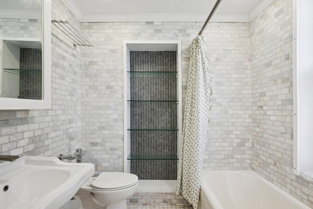 1640 E 50th St Unit 13B, Chicago, IL 60615 - bathroom featuring crown molding, shower / bathtub combination with curtain, and tile walls