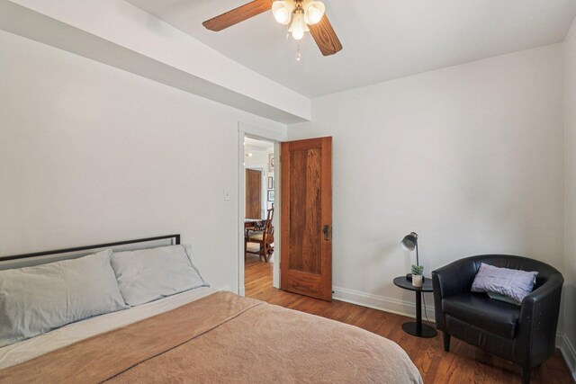 837 Wesley Ave, Oak Park, IL 60304 - bedroom with wood finished floors and a ceiling fan