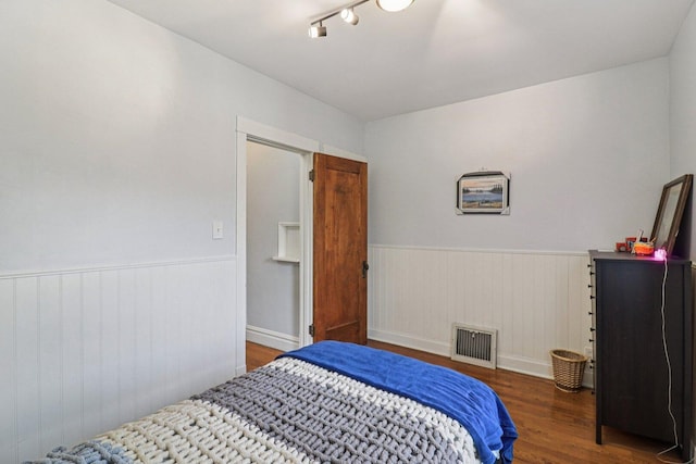 837 Wesley Ave, Oak Park, IL 60304 - bedroom with wood finished floors and wainscoting