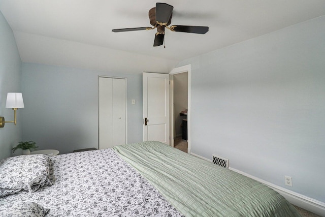 837 Wesley Ave, Oak Park, IL 60304 - carpeted bedroom featuring lofted ceiling, a closet, and a ceiling fan