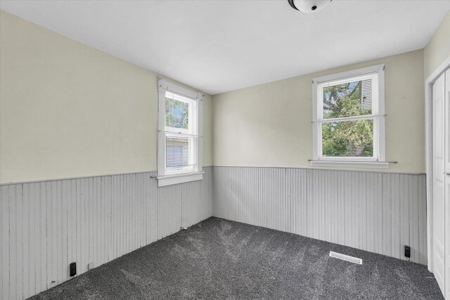 215 E Blevins St, Oakland, IL 61943 - photo 17
