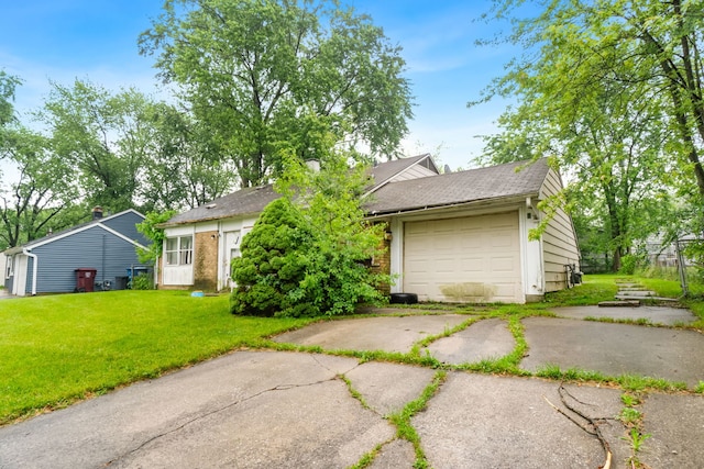 2124 218th St, Sauk Village, IL 60411 - view of front facade with a front lawn