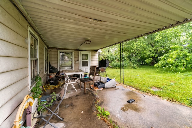 2124 218th St, Sauk Village, IL 60411 - view of patio